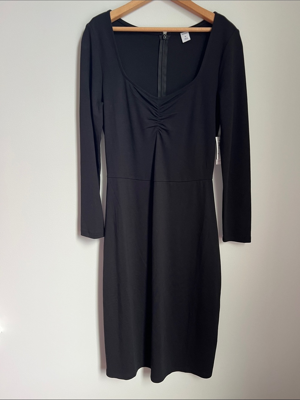 Old Navy | Classic Black Long-Sleeve Scoop-Neck Ruched Dress #503090-02 Size S